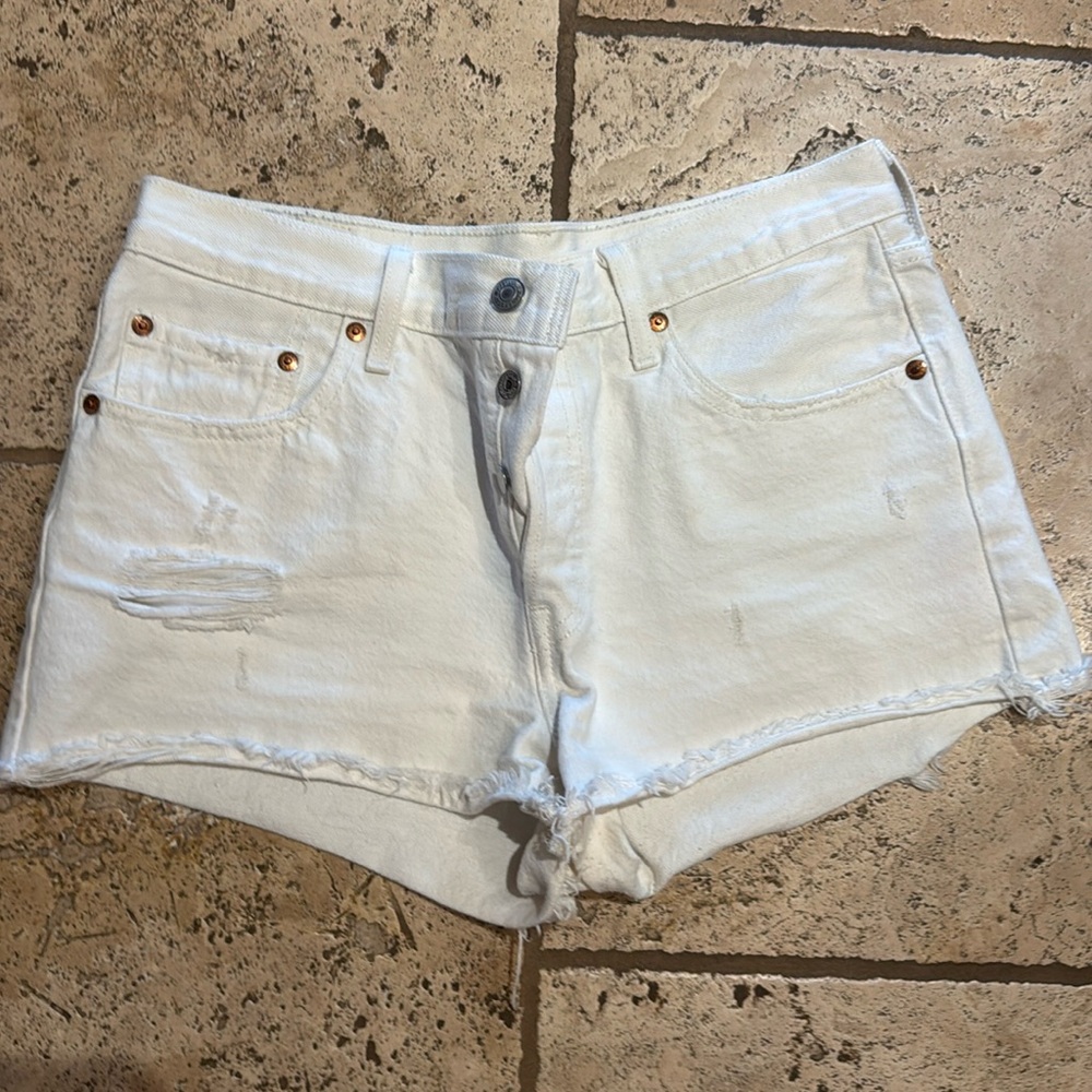 Levi’s 501 cutoff jeans shorts White Size 28 Excellent Used Condition